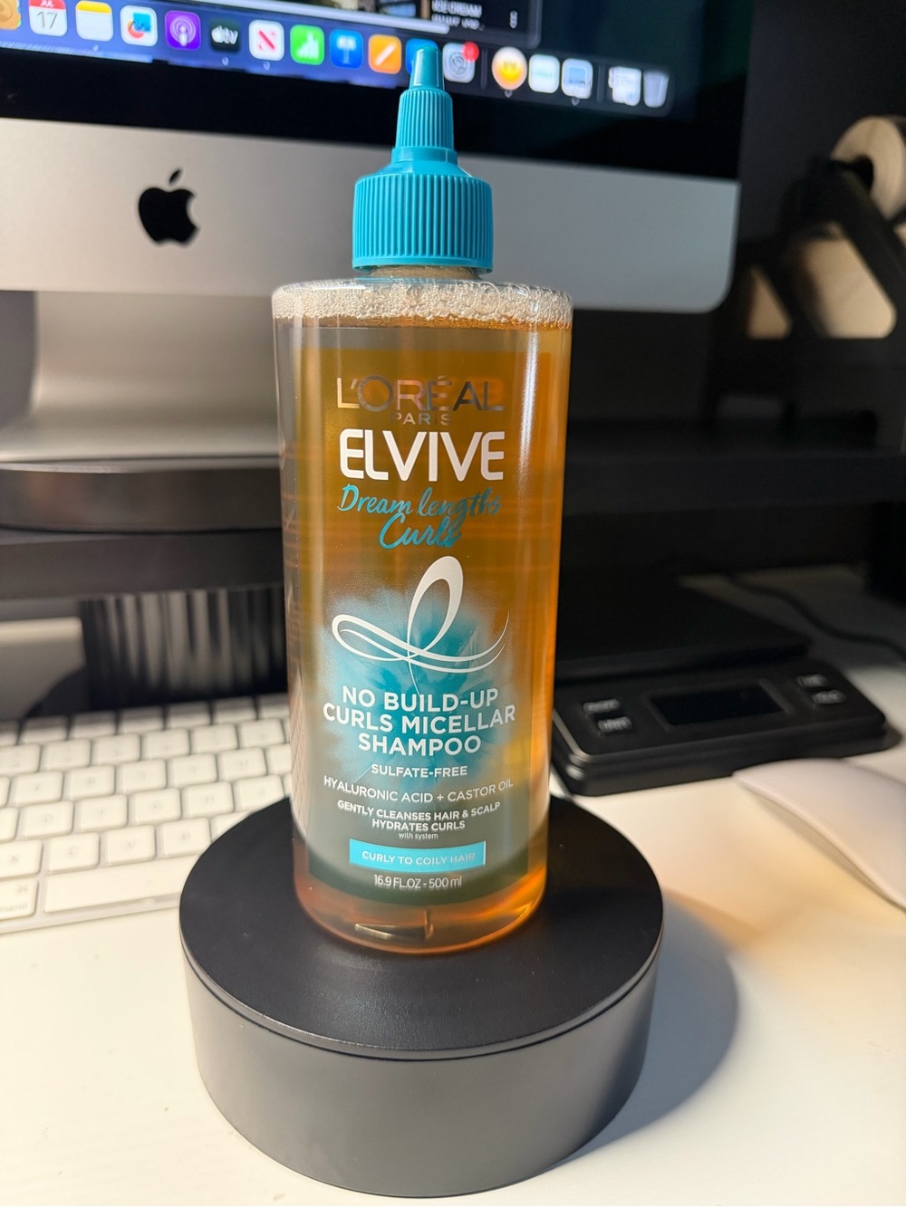 Elvive Dream Lengths Curls No Build-Up Curls Micellar Shampoo.